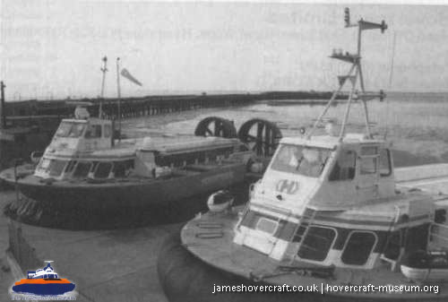AP1-88 hovercraft  -  (credit: The <a href='http://www.hovercraft-museum.org/' target='_blank'>Hovercraft Museum Trust</a>).
